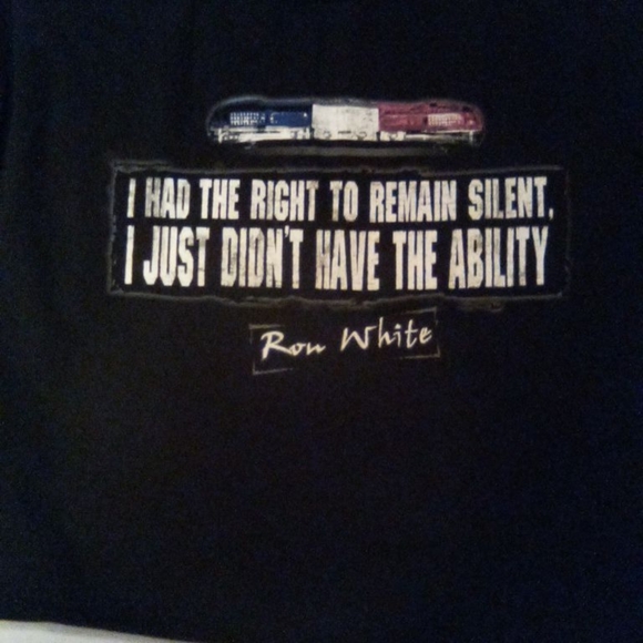 Men's short sleeved tee-shirt, size XL - Picture 2 of 2